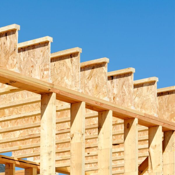 image-poutrelles-solive-couture-timber-marche-charpente